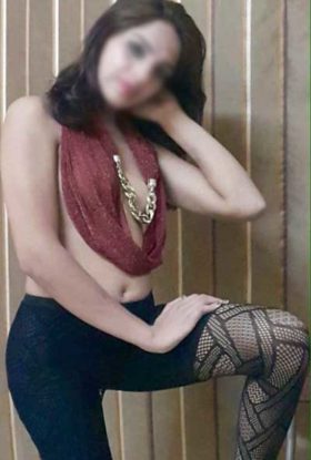 Effervescent Russian Escort Priya Deliciously Desirable Beauty